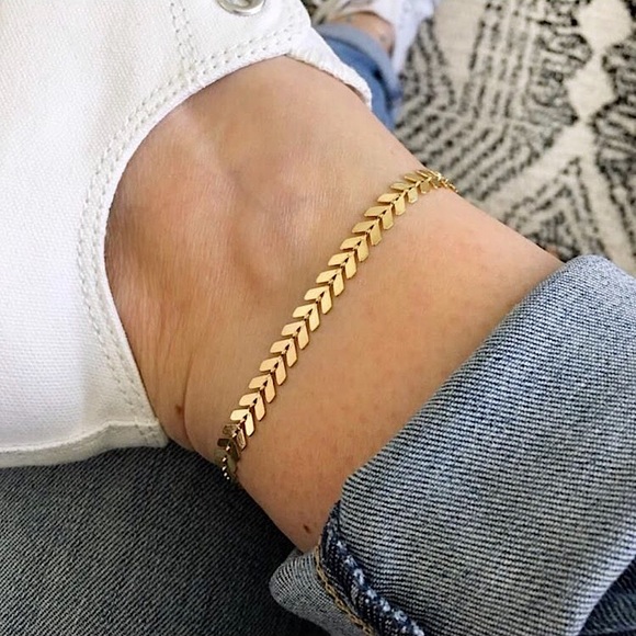 🔴𝟭𝟬/$𝟮𝟱🔴NEW Fishbone Chain Simple Anklet - Picture 4 of 15